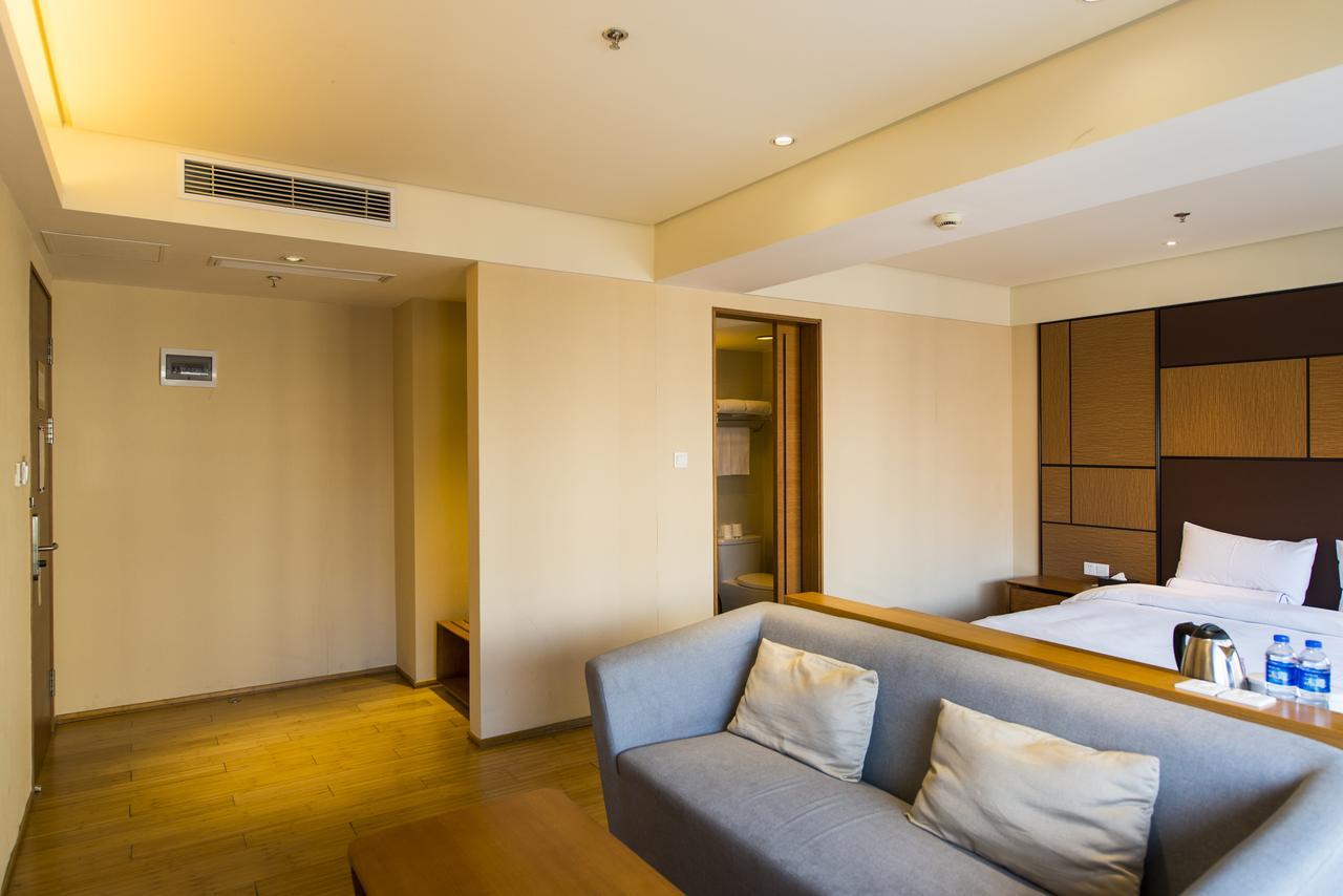 Ji Hotel Shanghai Kangqiao Xiupu Road Екстер'єр фото